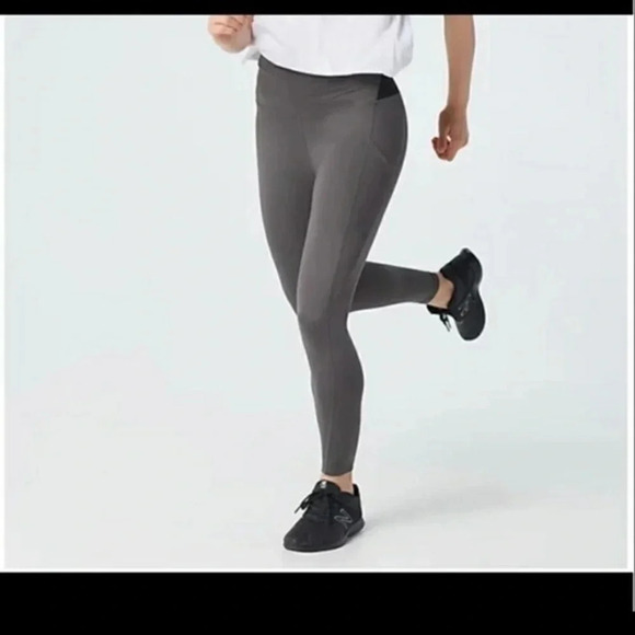 Tommie Copper Women’s Pro-Grade Lower Back Support Leggings 7/8 Length Grey - Picture 2 of 10